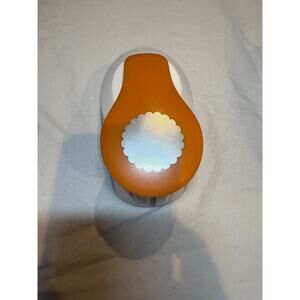 Fiskars Scalloped Paper Punch